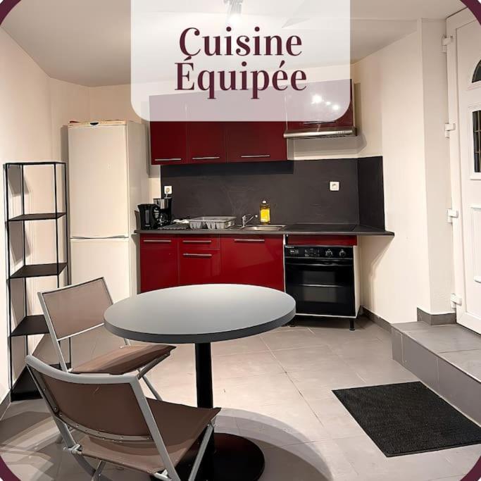 Appartement 2 Pieces Rdc En Duplex Vue Cour Parking Gratuit A 20Metres Руан Екстериор снимка